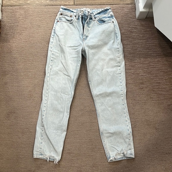 Abercrombie & Fitch Denim - Abercrombie curve love the mom jeans